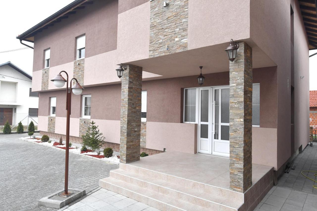 Motel Olimp Kraljevo Exteriér fotografie